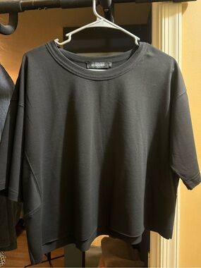 HUGO Black Boxy Short Sleeve Crewneck Top